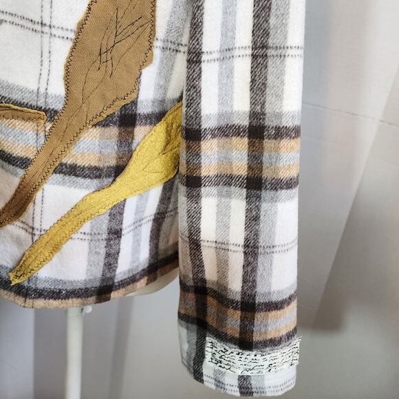 One-of-a-Kind Upcycled Plaid Shirt – Handmade Details - Picture 15 of 15